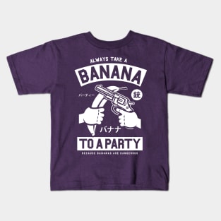 Never go out without your banana! Kids T-Shirt